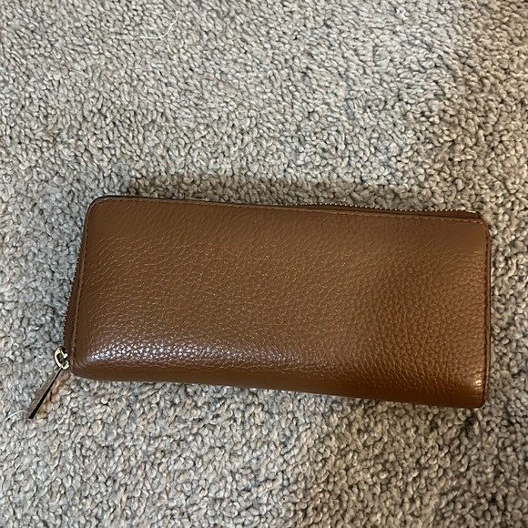 Brown MK zip up wallet - Picture 2 of 6
